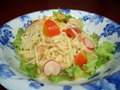 いなにわうどんサラダ